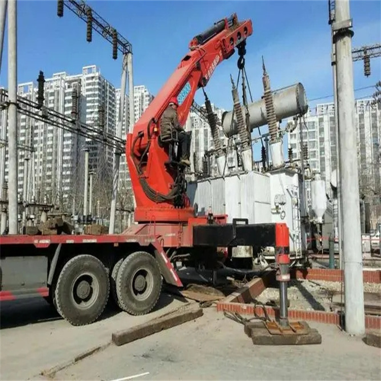 庐阳前四后八吊车能吊多少吨